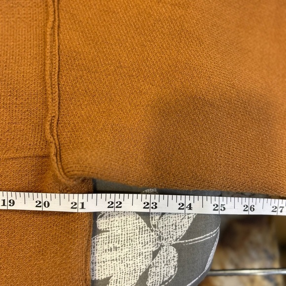 🧡”Tahari” Rust Brown Very Soft Gold Button Front Cardigan w/ Pockets Size M🧡 - Picture 9 of 15